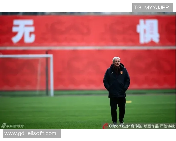 深度对话：张芳如何在足球世界中追寻梦想与挑战人生