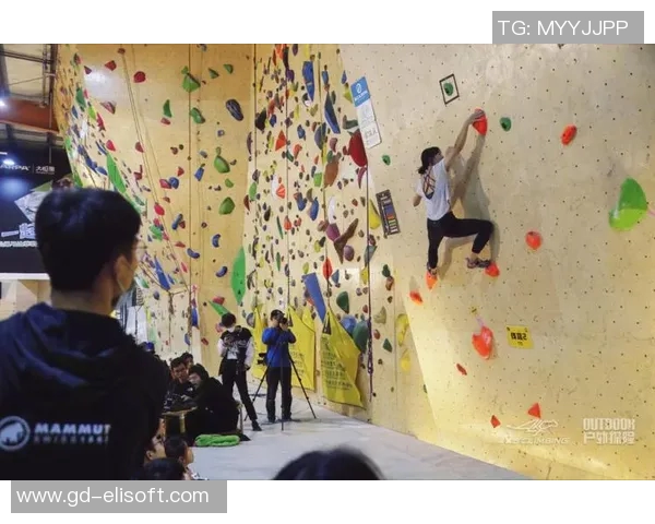 成都攀岩队的蜕变与成长：在世界攀岩锦标赛中的新征程