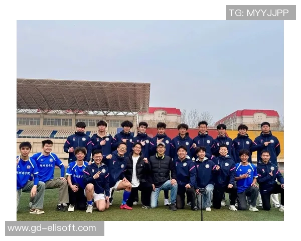 对话杨强：回顾足球生涯的辉煌与挑战，展望未来的梦想与目标