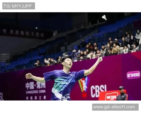 西安羽毛球队在城市联赛中以56分高居榜首展现强劲实力 西安羽毛球队在城市联赛中以56分高居榜首展现强劲实力